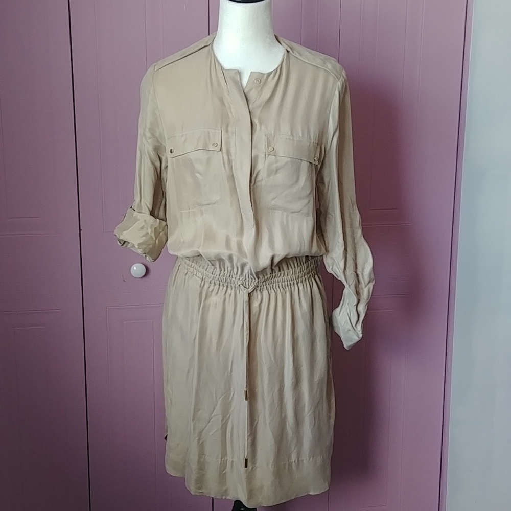 In Wear dress